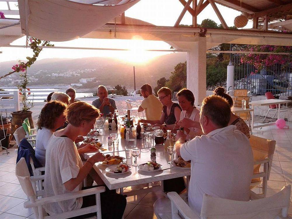 Kavos Bay Seafront Hotel Agia Marina  Exterior photo