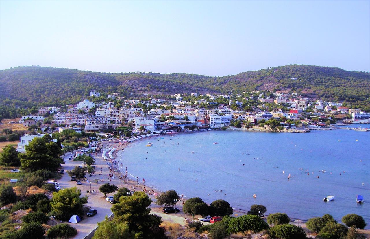 Kavos Bay Seafront Hotel Agia Marina  Exterior photo